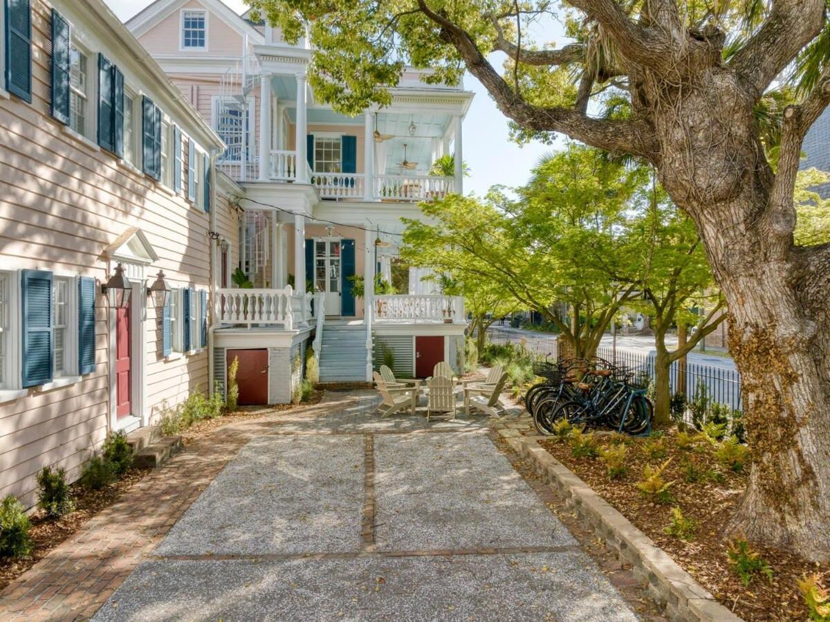 The Ashley Veranda King Suite With Breakfast Charleston Exterior photo